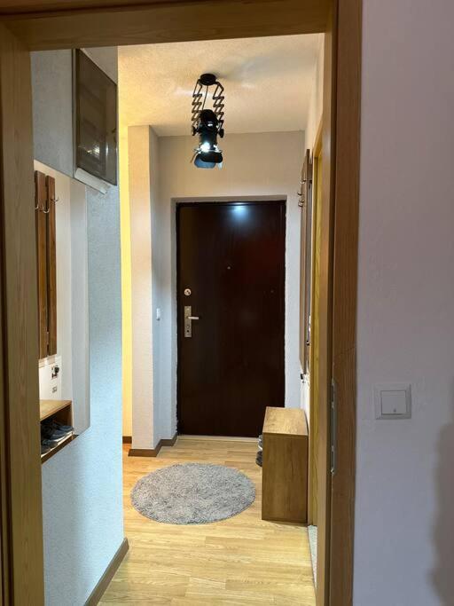Ora-Prn,Peaceful Central Apartment Prisztina Zewnętrze zdjęcie