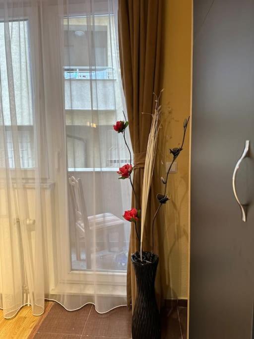 Ora-Prn,Peaceful Central Apartment Prisztina Zewnętrze zdjęcie