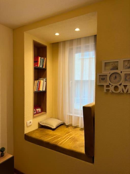 Ora-Prn,Peaceful Central Apartment Prisztina Zewnętrze zdjęcie